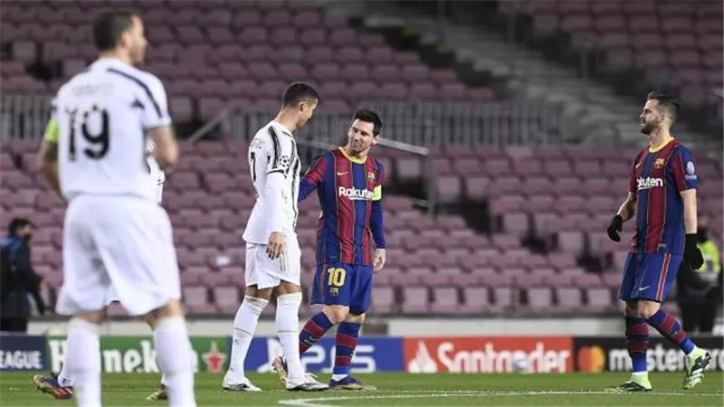 كيف دمر ”رونالدو” حلم ميسي في التتويج بالأبطال مع برشلونة الموسم الجاري؟