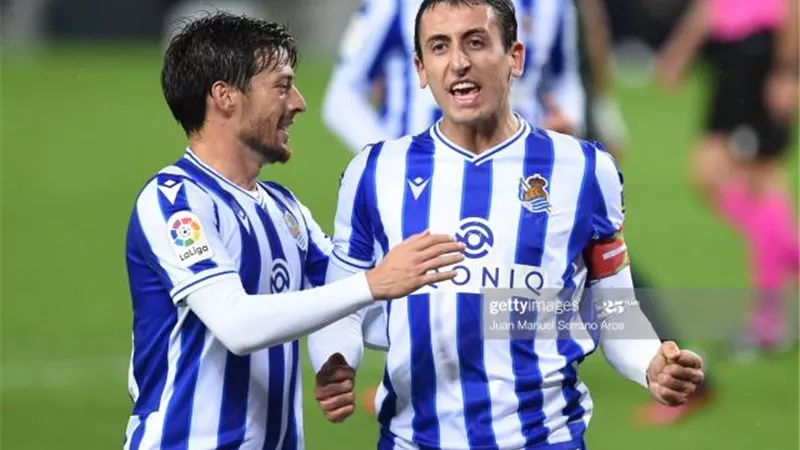 +90.. سوسيداد يخطف تعادل من أنياب نابولي ويخطف تأهله ”اليورباليج”