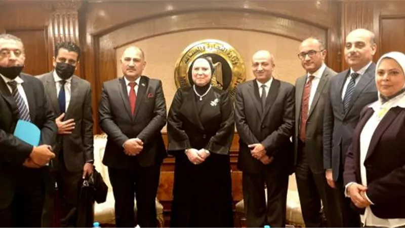 نيفين جامع: اهتمام كبير من القيادة السياسية والحكومة المصرية للمساهمة في إعادة إعمار العراق