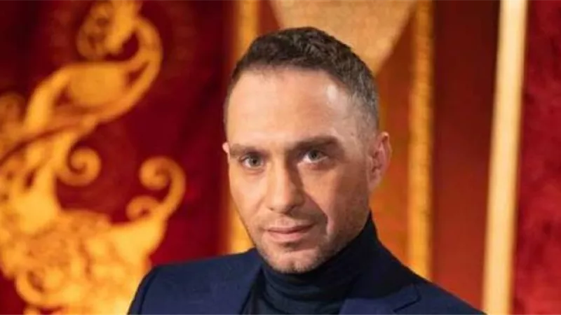 روحت لدكاترة نفسيين وإنفصال أبويا وأمي اثر عليا .. أسرار في حياة حسام حبيب