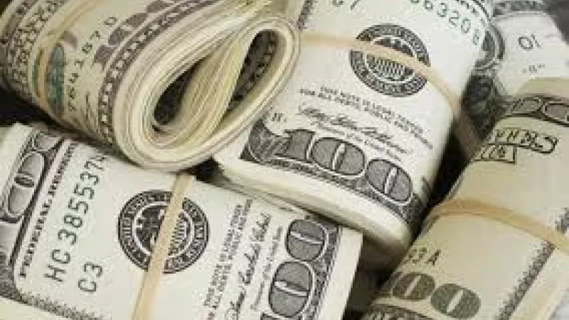 سعر الدولار اليوم الخميس 4-4-2024 مفاجأة جديدة في أسعار العملة الخضراء