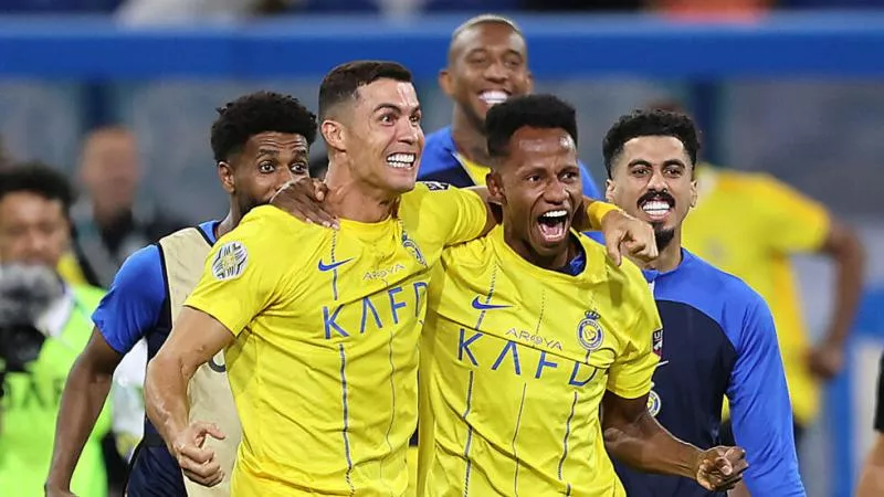جدول مباريات اليوم الجمعة 5-4-2024  والقنوات الناقلة