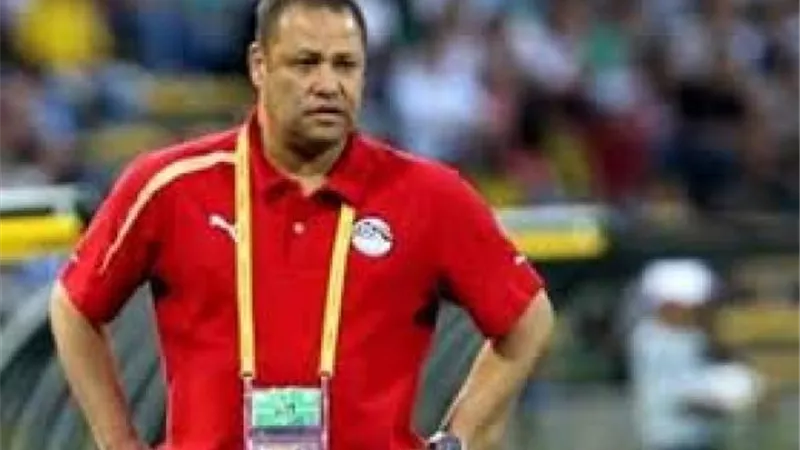 ضياء السيد يشيد بأداء سيراميكا كليوباترا مع الفريق