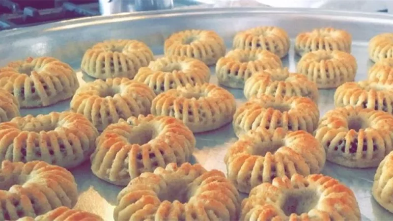 مفتي الجمهورية يجيب على السؤال الأصعب .. هل كعك العيد بدعة تخالف الدين؟
