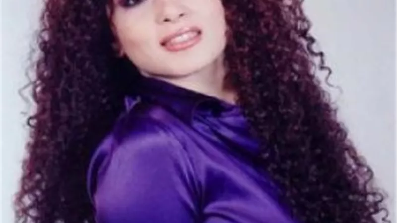 رولا محمود  .. معلومات خطيرة عن اختفاء فنانة مصرية في شوارع لندن