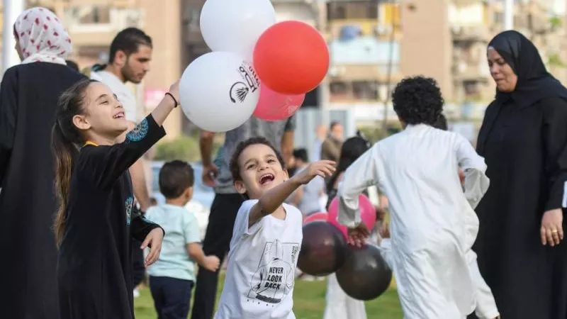 البس إيه في العيد شتوي ولا صيفي؟.. استشاري يجيب