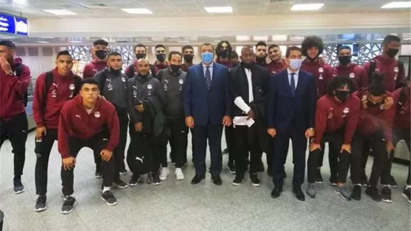 سفير مصر بتونس يحضر تدريب منتخب الشباب استعدادًا لملاقاة ليبيا