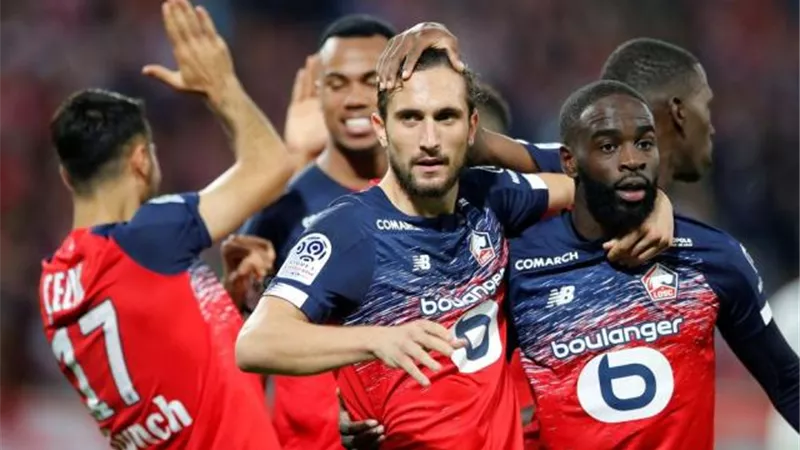 ليل يمر إلى صدارة الدوري الفرنسي على جثمان بوردو بهدفين