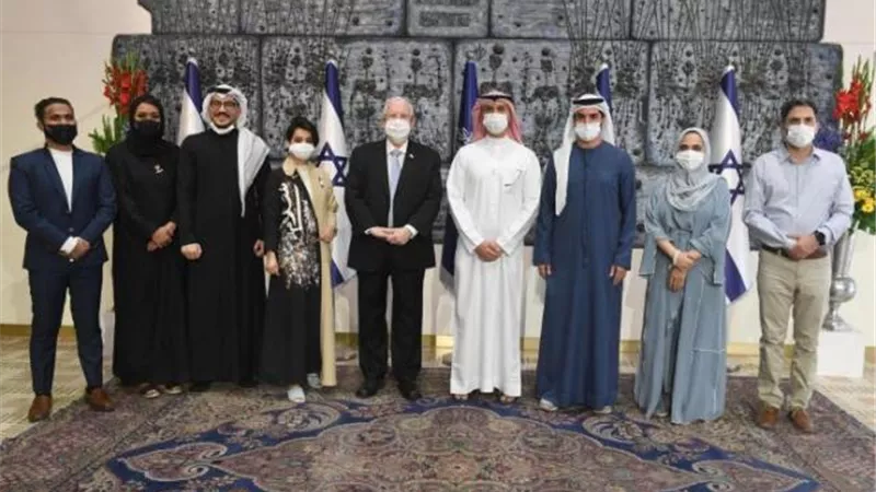 الرئيس الإسرائيلي يلتقي وفدا إماراتيا-بحرينيا