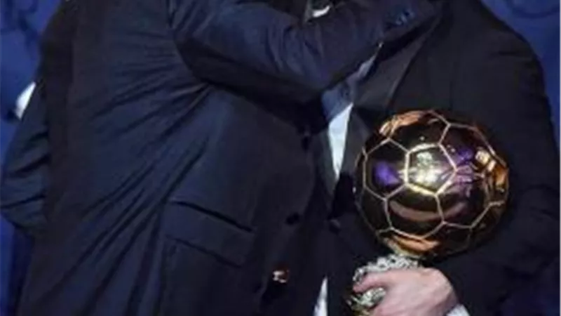 قرعة دوري ابطال اوروبا..نيمار لميسي عبر تويتر ”أراك قريبا يا صديقي”