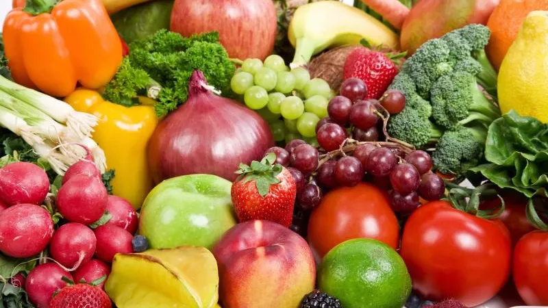 أسعار الخضروات والفاكهة اليوم الاثنين 15-4-2024.. الطماطم بـ 4 جنيهات