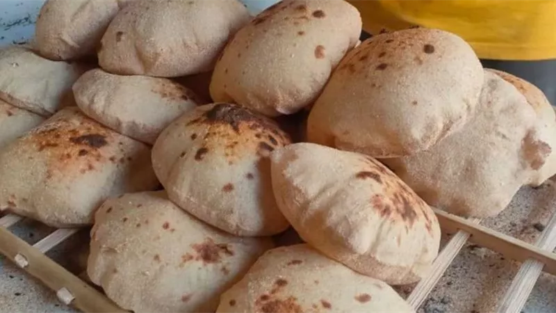 بشرى سارة للمواطنين.. خفض سعر العيش السياحي بجنيه واحد فقط