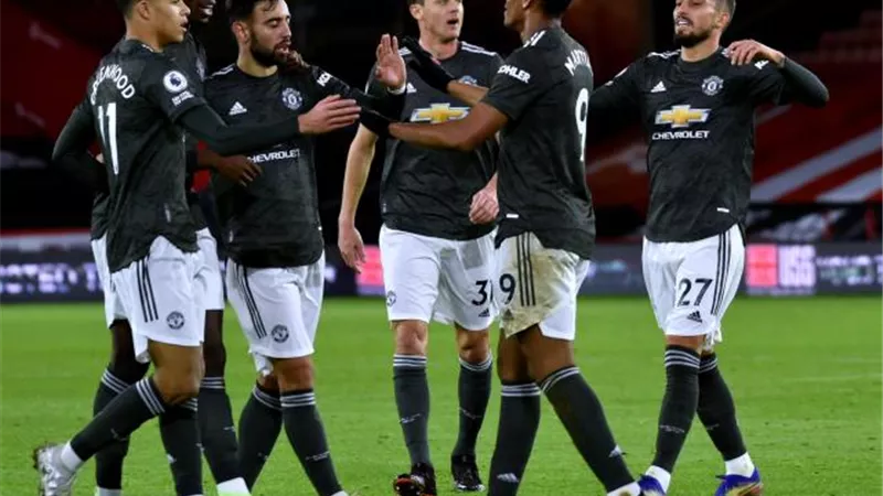 مانشستر يونايتد ينتصر على شيفيلد (3_2) بالدوري الإنجليزي