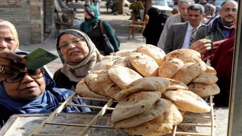 اعرف مصير العيش المدعم في مصر بعد انخفاض سعر الخبز السياحي