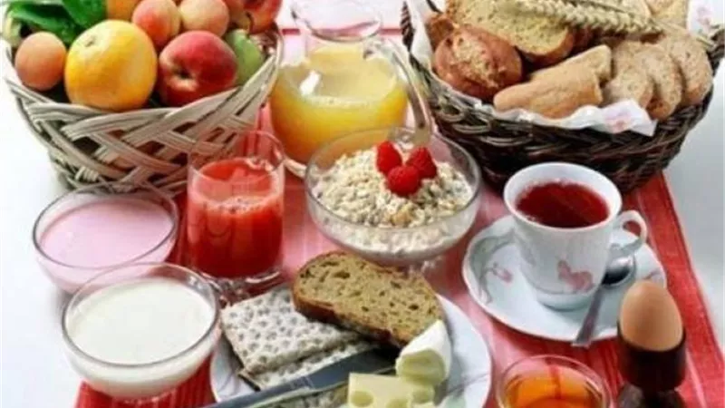 خلي بالك.. لا تتناول هذه الأطعمة أثناء الإصابة بـ كورونا