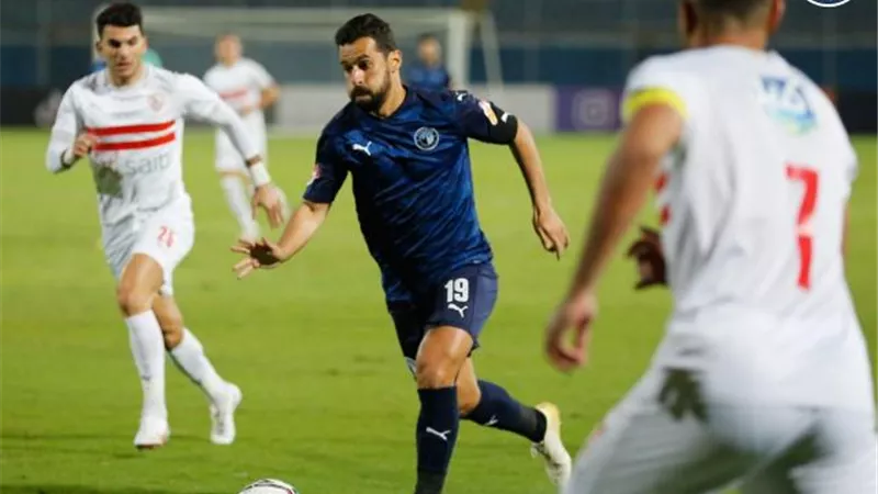 طاقم تحكيم مغربي لمباراة الاتحاد الليبي وبيراميدز