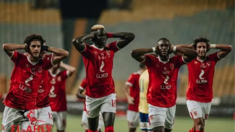 بثلاثية شريف وكهربا..الأهلي يقفز لقمة الدوري على حساب المحلة