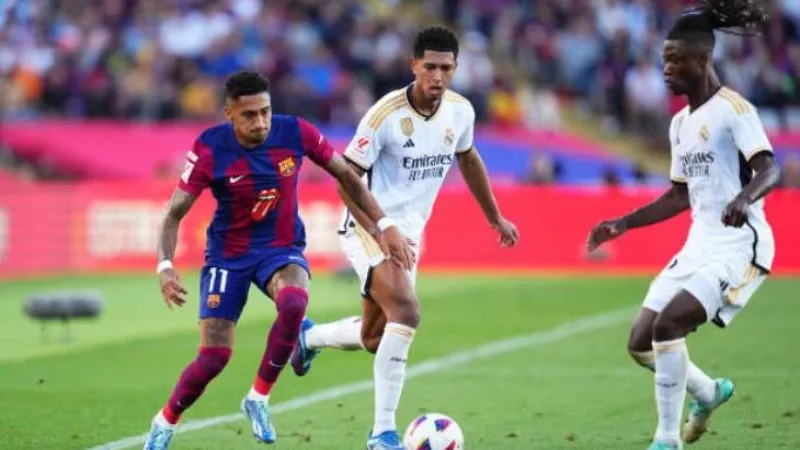 ريال مدريد وبرشلونة.. 15 دقيقة والبارسا يتقدم علي الريال بهدف كريستينسن