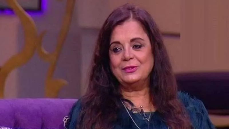 نادية شكري تكشف سبب طلاقها وضرب أحمد زكي لها وكواليس مسلسل جودر