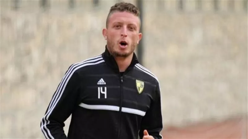 إسلام عادل مديرًا لشئون اللاعبين بنادي المقاصة