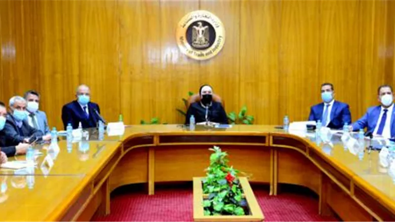 تنظيم المعرض الأول لتكنولوجيا تحويل وإحلال السيارات للعمل بالغاز الطبيعى  يناير المقبل