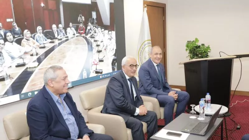 قبل سفرهم لأمريكا.. تفاصيل لقاء وزير التعليم مع الطلاب المشاركين بالمسابقة العالمية «أيسف»