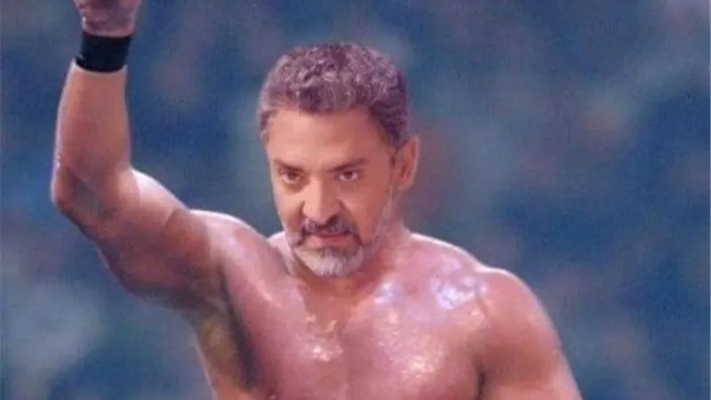 شاهد.. كيف احتفل فتحي عبد الوهاب بفوز ”بيج رامي” بـ ”مستر أولمبيا”