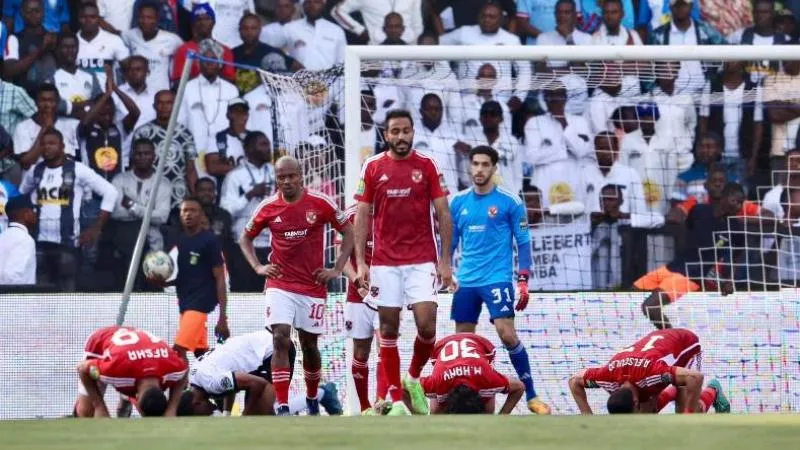 الأهلي يواجه مازيمبي في نصف نهائي دوري أبطال إفريقيا الليلة