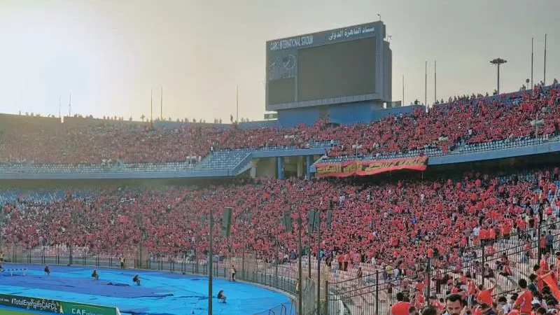 دوري أبطال إفريقيا.. جماهير الأهلي تتوافد على على استاد القاهرة قبل مواجهة مازيمبي
