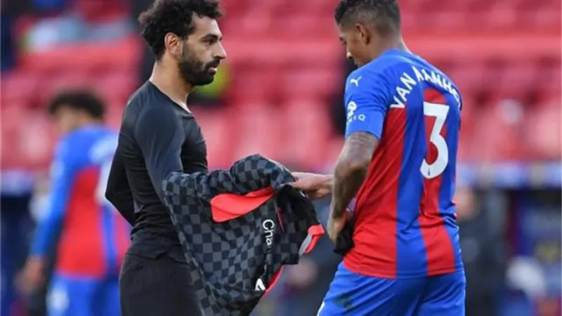 صديق تريزيجيه بديلاً لـ”محمد صلاح” في ليفربول