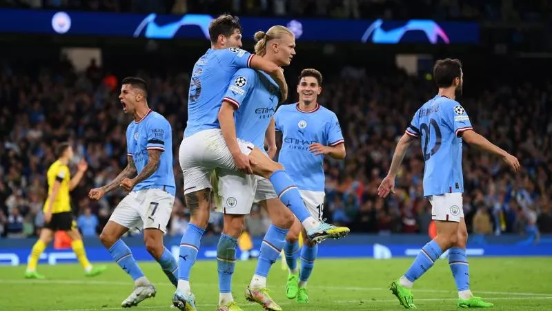 للدفاع عن اللقب في الدوري الإنجليزي.. مانشستر سيتي يواجه نوتنجهام فورست