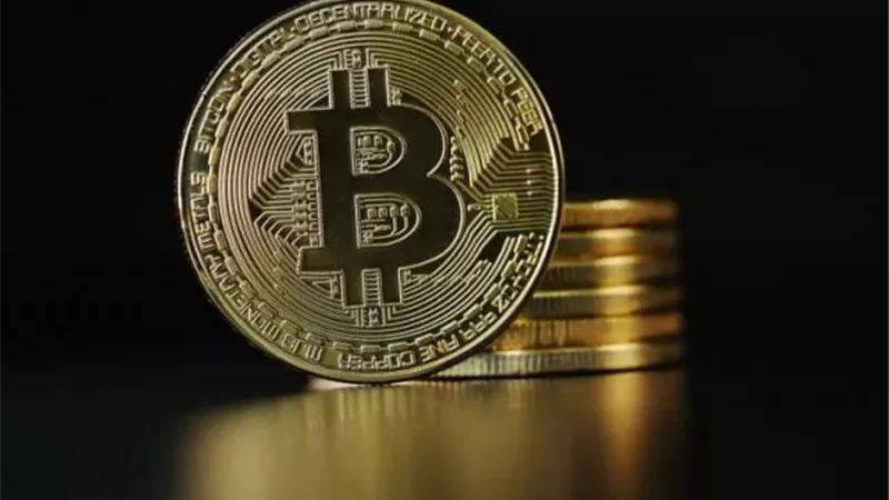 أول ناديان يستخدمان “العملات المشفرة”