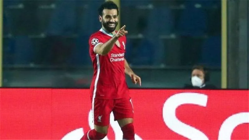 مدرب ليفربول: حزن صلاح في أزمة الشارة ليس مبررا لرحيله عن الفريق