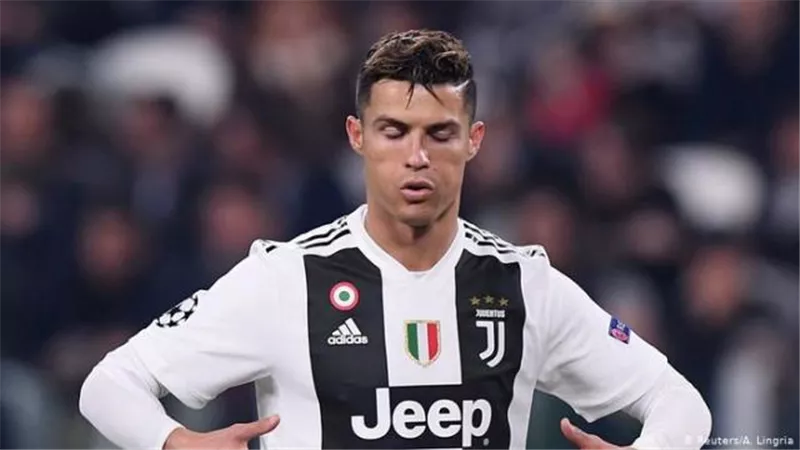 رونالدو يقود تشكيل يوفنتوس أمام فيورنتينا