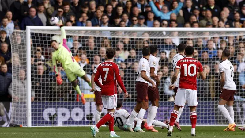 الدوري الإنجليزي.. جفارديول يسجل هدف مانشستر سيتي الأول أمام نوتنجهام