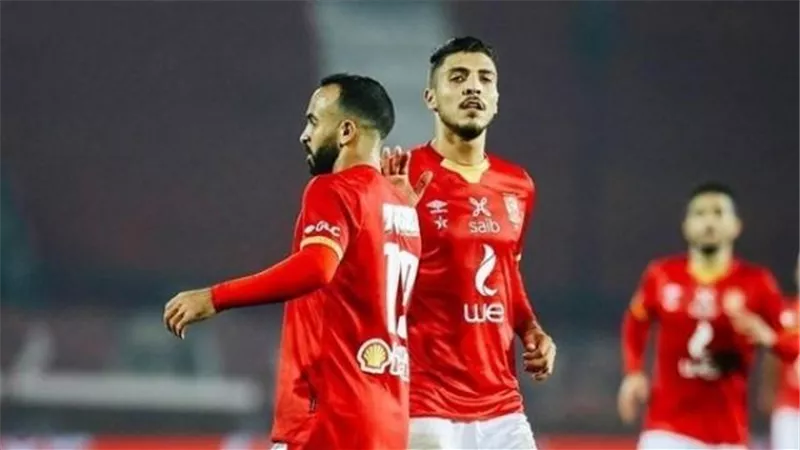 الأهلي يعدل عقد محمد شريف