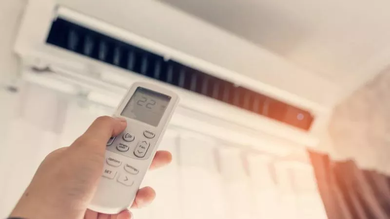 احذر ريموت كنترول التكييف يضاعف فاتورة الكهرباء.. اعرف الإرشادات