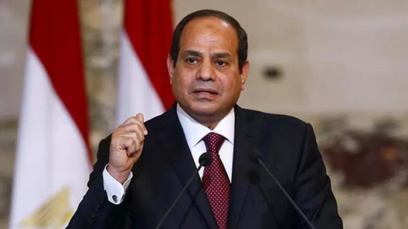 عاجل.. الرئيس السيسي يعلن عن نبأ سار للعمال في عيدهم