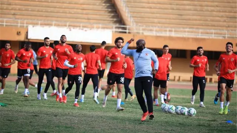 ثنائي الأهلي من أفضل 5 لاعبين في أفريقيا