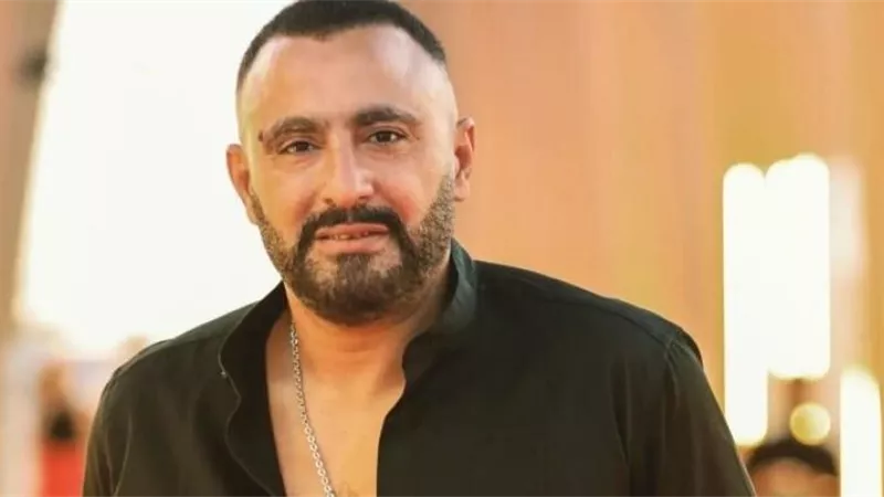 السقا يفقد سمعه بسبب مشهد خطير في فيلم السرب