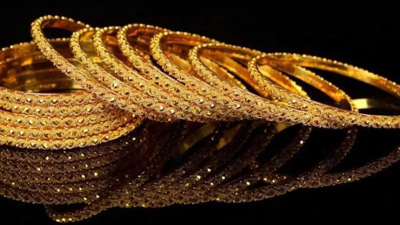 أسعار الذهب اليوم الجمعة 3-5-2024.. كم سعر عيار 21؟