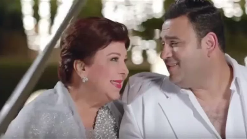 أكرم حسني يتذكر كواليسه مع الراحلة رجاء الجداوي بكلمات مؤثرة