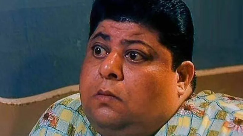 رحل في حادث مأساوي.. هل تتذكرون هاني فخفخينا صاحب أشهر جملة في فيلم ثقافي أين اختفى؟ (فيديو)