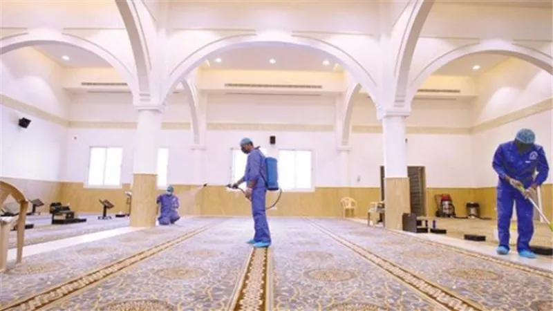 لكونه مسكراً.. هل يجوز الصلاة في مسجد معقم بالكحول؟