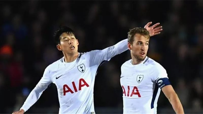 توتنهام يفقد نقطتين ثمينتين أمام وولفرهامبتون في الدوري الانجليزي