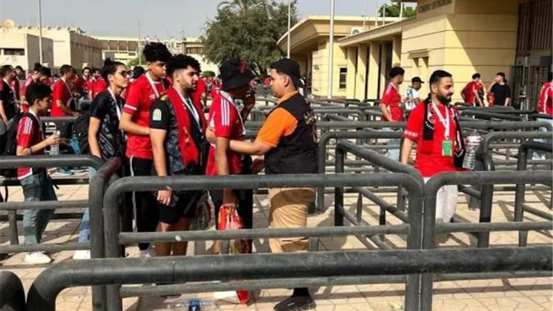 استعدادات أمنية لتأمين مباراة الأهلي والاتحاد السكندري الليلة