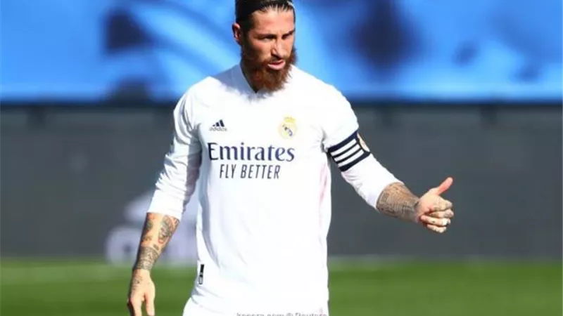 ريال مدريد يتخذ قراره النهائي بشأن تجديد عقد راموس وفاسكيز