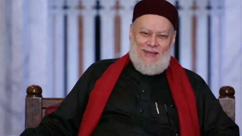 فقيه ” استايل” .. الدكتور علي جمعة يكشف لغز إصراره علي ارتداء الألوان المبهجة