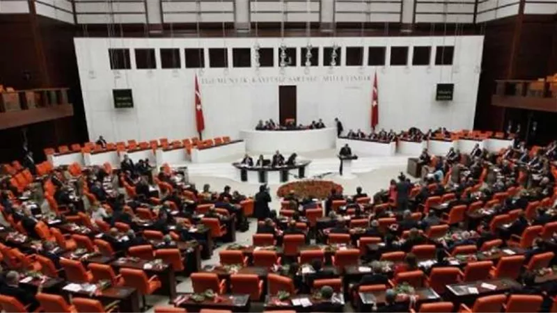 بأمر أردوغان..البرلمان التركي يمرر قانون لإنشاء ميليشيات في الشوارع