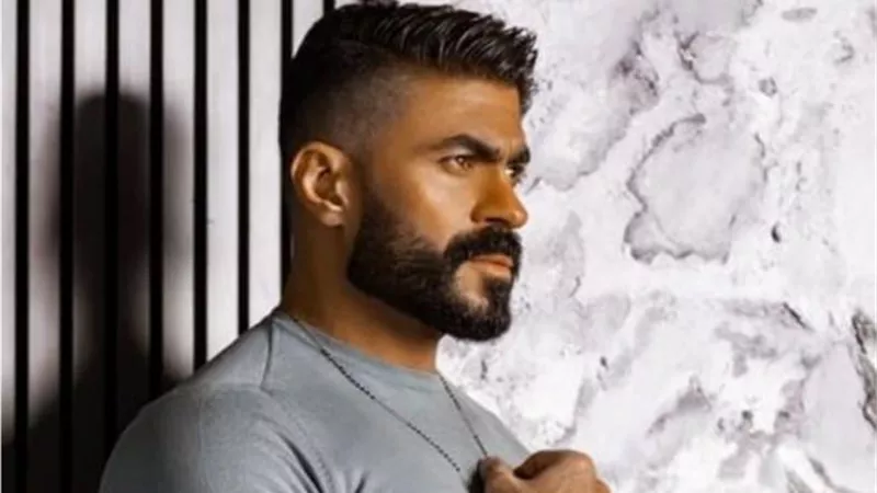 خالد سليم يجهز لأغنيته الجديد ”لو يعمل أيه”